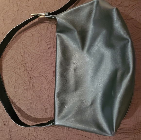 Faux Leather Black Handbag - Picture 2 of 6